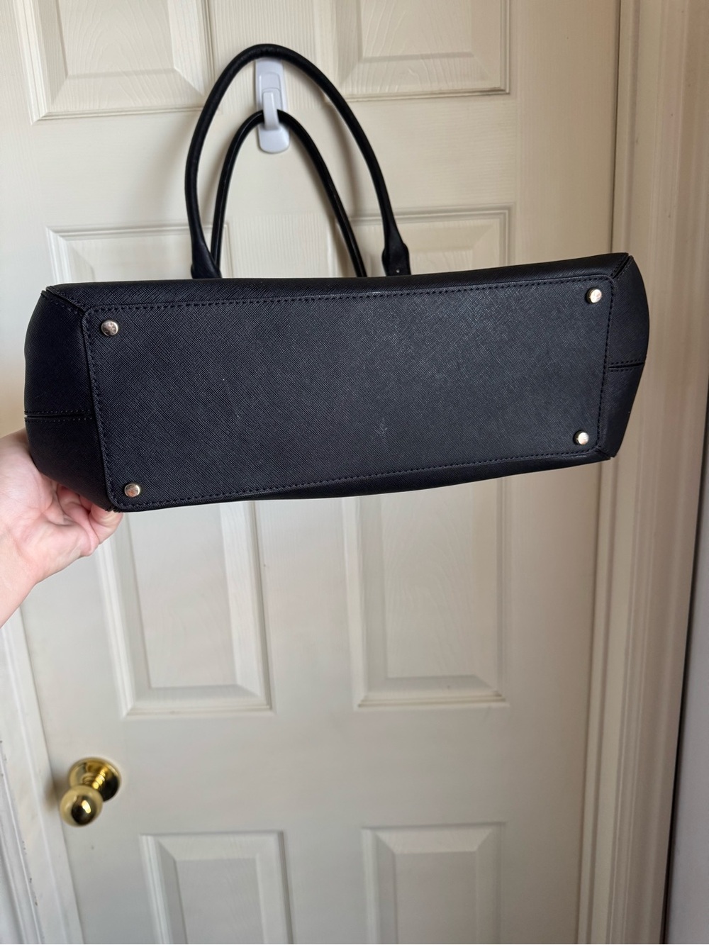 Kate Spade Tote/Hand Bag Purse - Picture 4 of 4